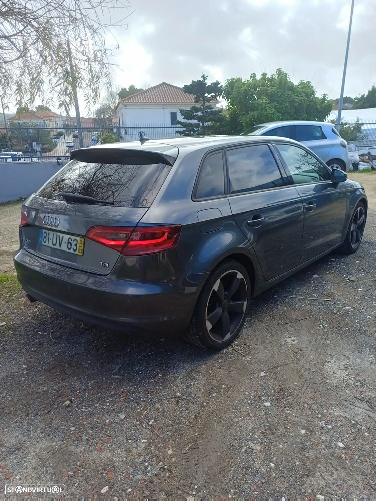 Audi A3 Sportback 1.6 TDI S-line - 6
