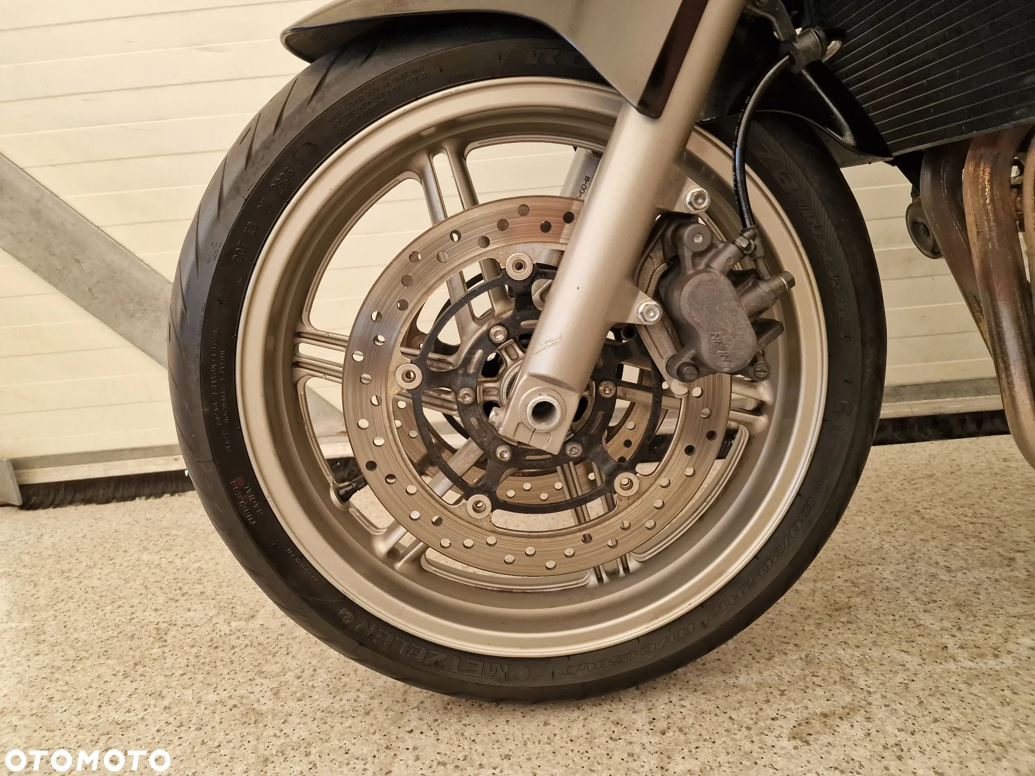 Honda CBF - 12
