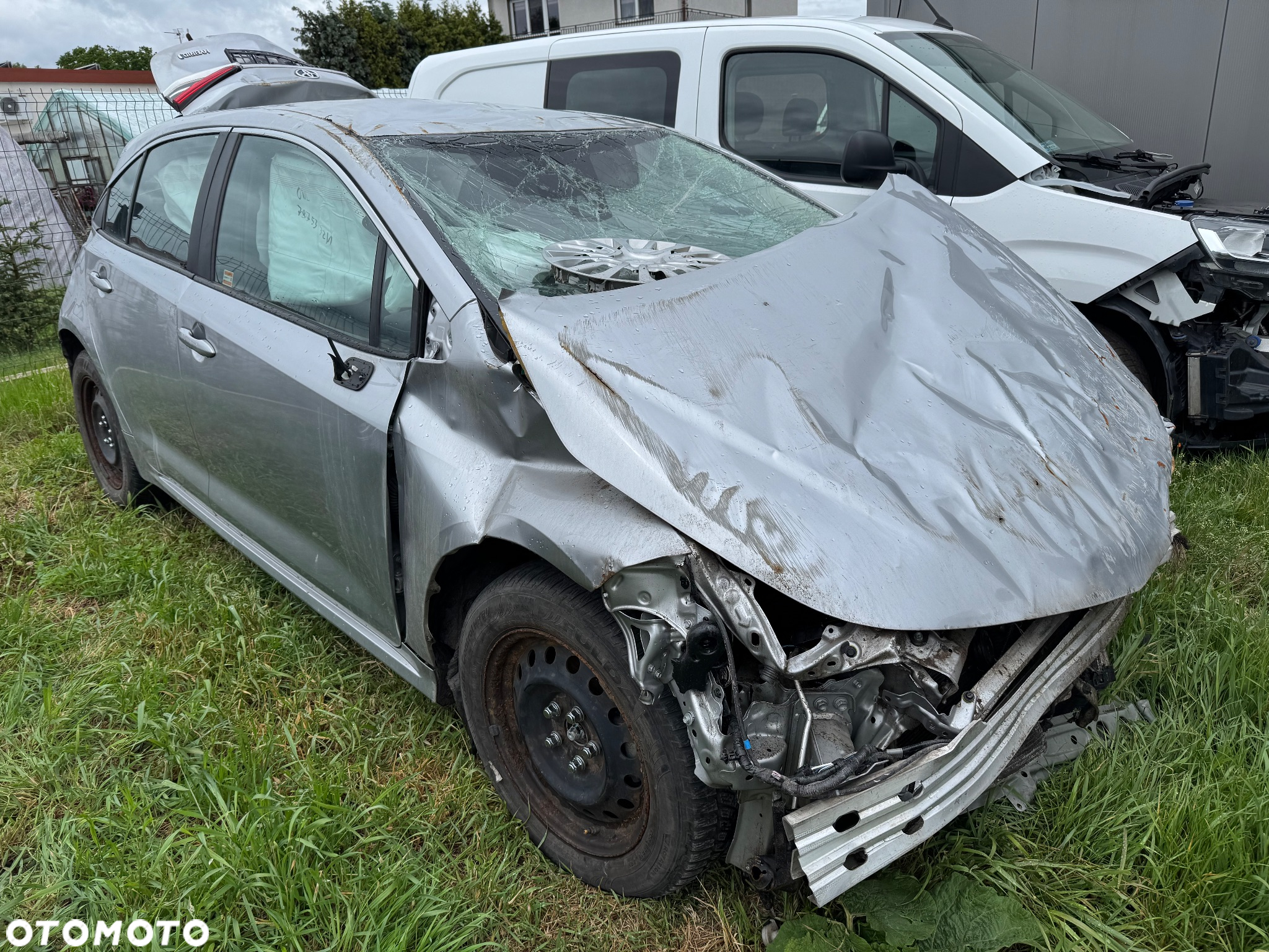 Toyota Corolla 1.8 Hybrid Comfort - 2