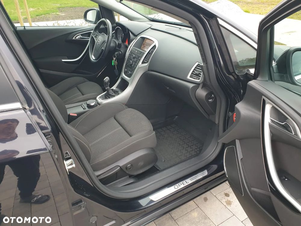 Opel Astra IV 1.7 CDTI Cosmo - 9