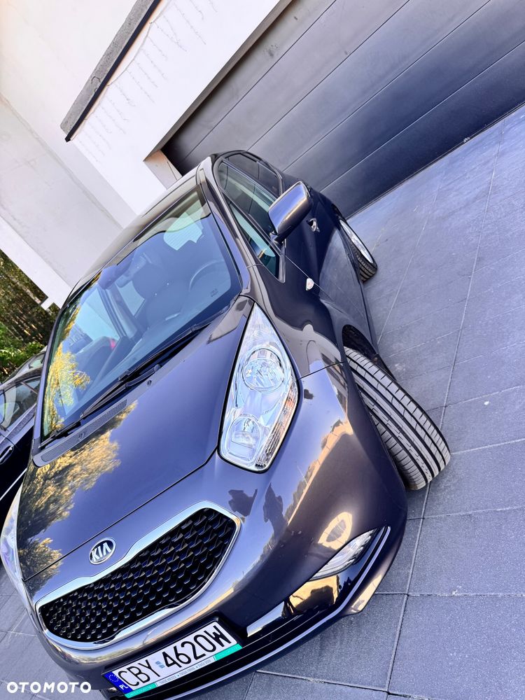 Kia Venga - 5