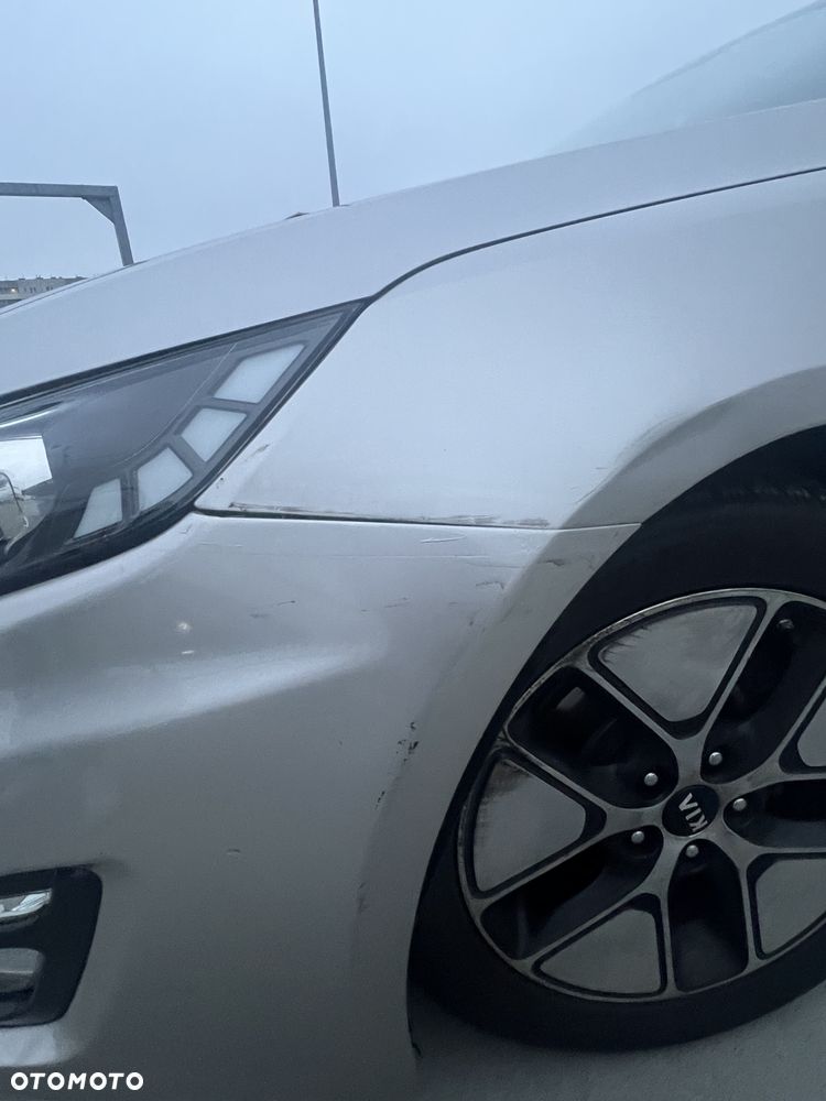 Kia Optima 2.0 Hybrid L - 17