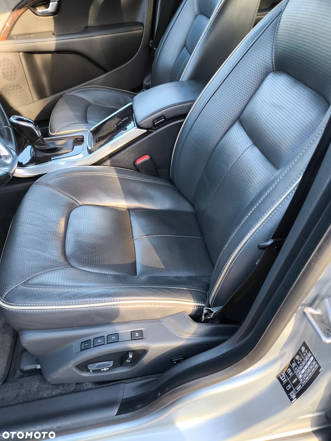 Volvo XC 70 D4 Geartronic Summum - 19