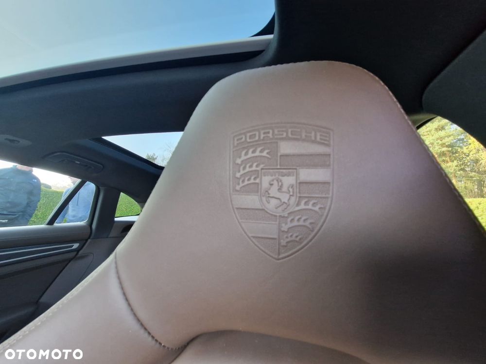 Porsche Panamera 4S E-Hybrid - 10