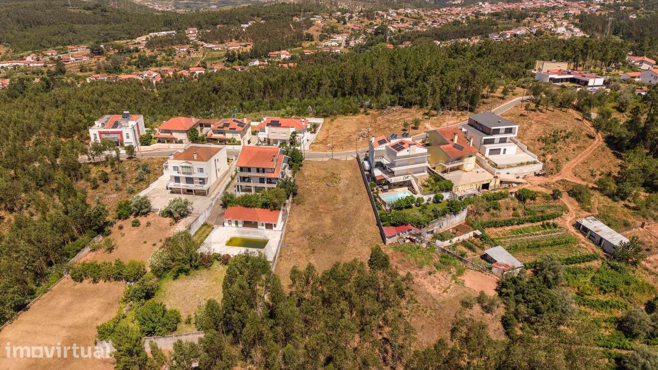 Terreno de 1140 m2 para construção de moradia na Rua de Paredes ( Eira - Grande imagem: 5/20