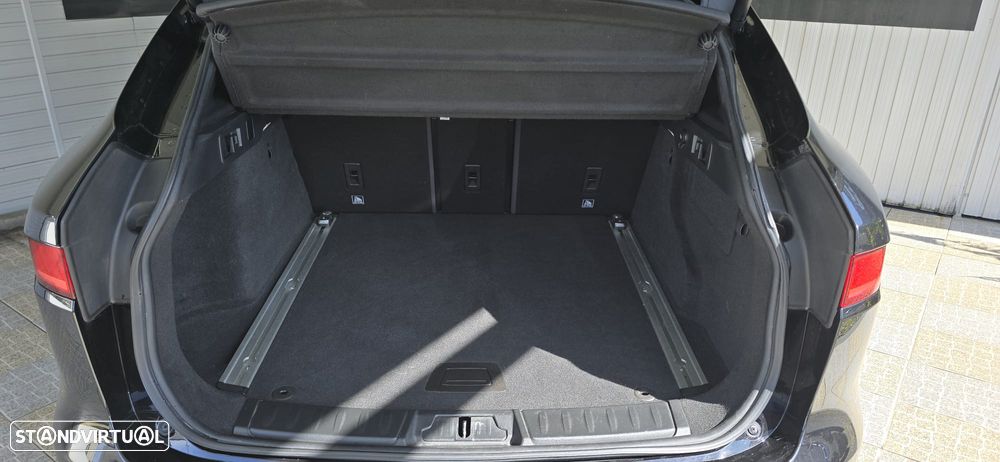 Jaguar F-Pace 2.0 i4D R-Sport AWD Aut. - 12