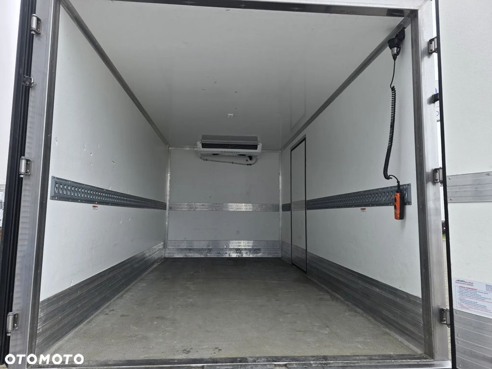 Iveco 50C18 Mroźnia Chłodnia -20 + 20 st. Winda 1000 kg 8EP Krajowy Ledy Nawigacja Wzmocniony dmc 3500 kg ! - 9