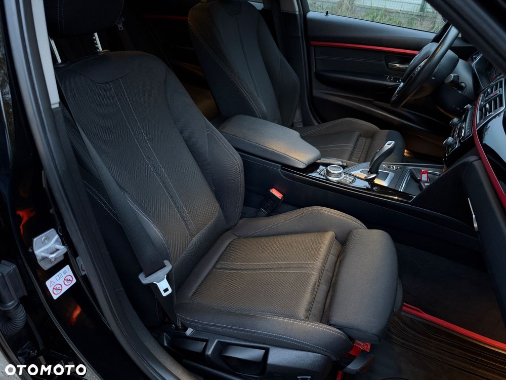 BMW Seria 3 320d Luxury Line sport - 8