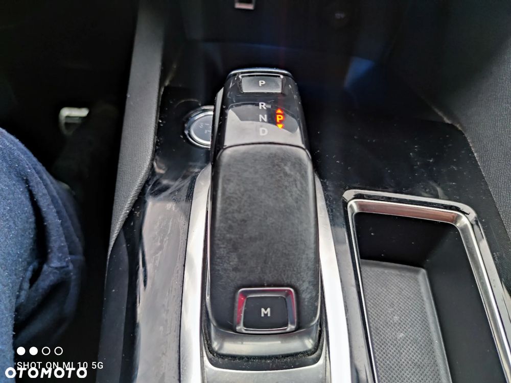 Peugeot 3008 PureTech 130 Stop & Start EAT6 Active - 22