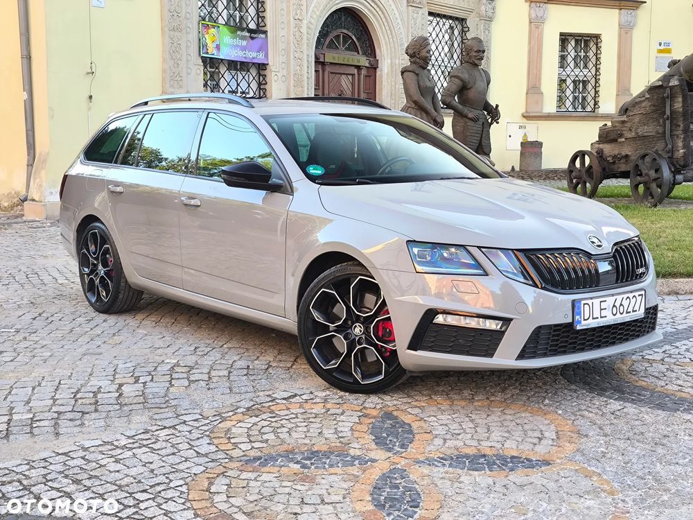 Skoda Octavia 2.0 TSI RS 245 DSG - 8