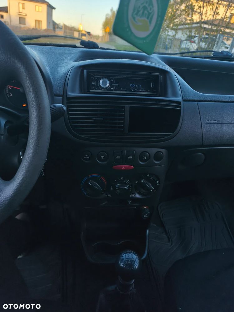 Fiat Punto 1.2 8V Classic - 8