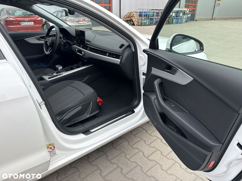 Audi A4 Avant - 19