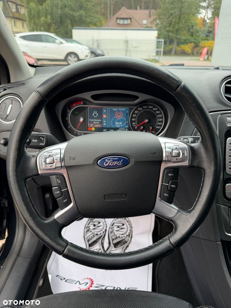 Ford Mondeo - 19