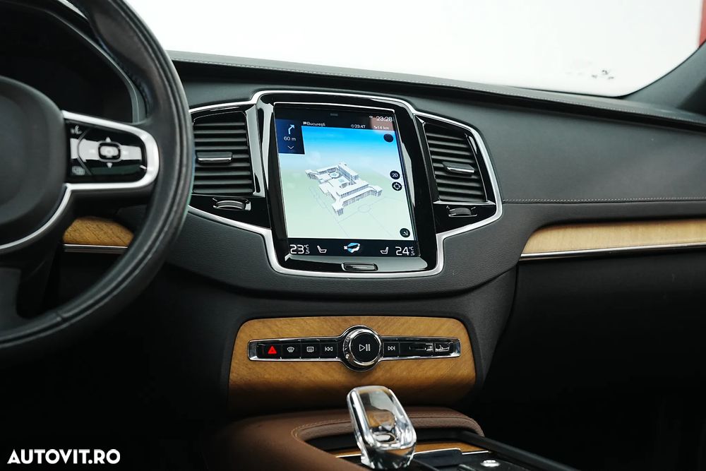 Volvo XC 90 B5 D AWD Geartronic Inscription - 33