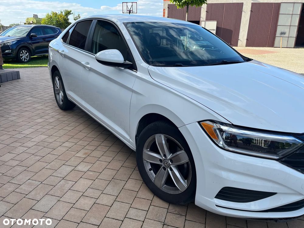 Volkswagen Jetta 1.4 TSI DSG BlueMotion Technology - 1