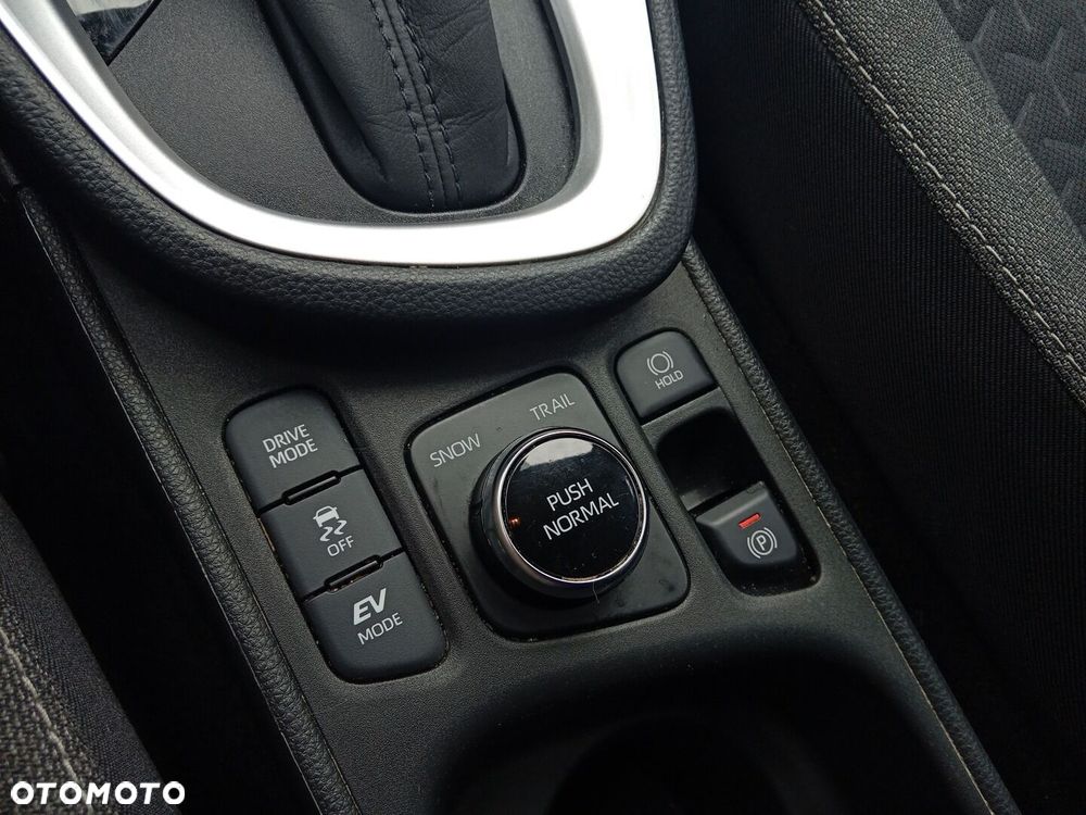 Toyota Yaris Cross Hybrid 1.5 Comfort 4x4 - 19