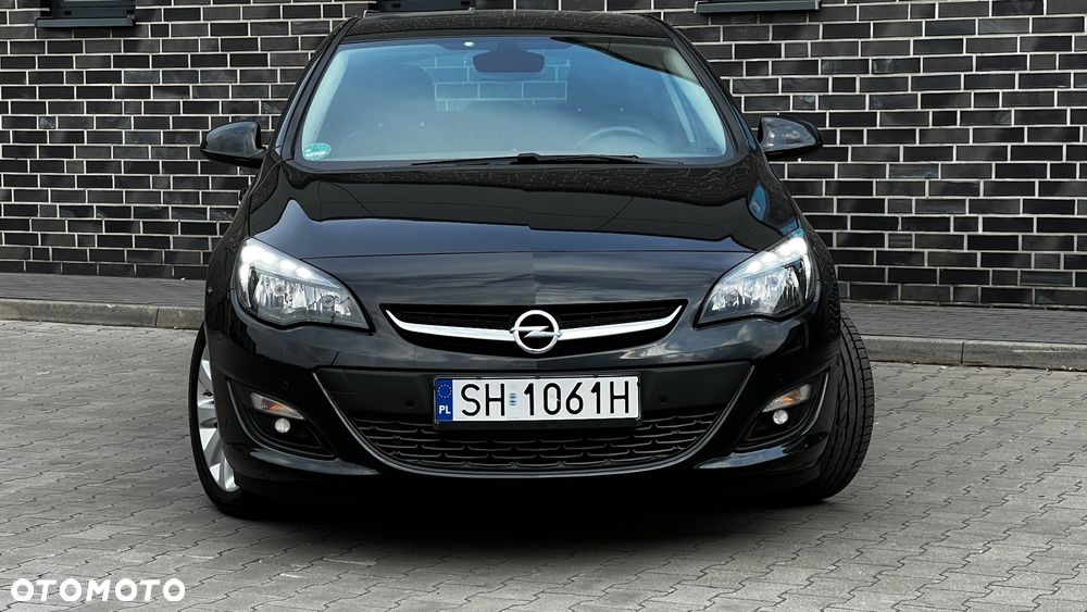 Opel Astra 1.4 Turbo - 2