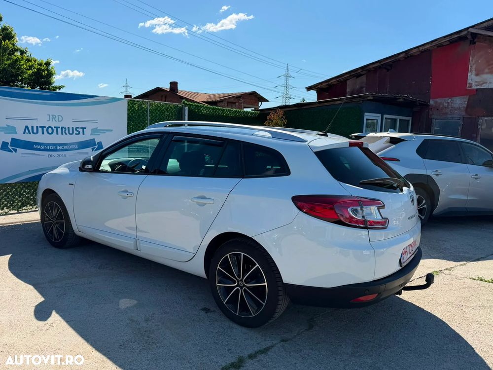 Renault Megane ENERGY dCi 110 Start & Stop Bose Edition - 22