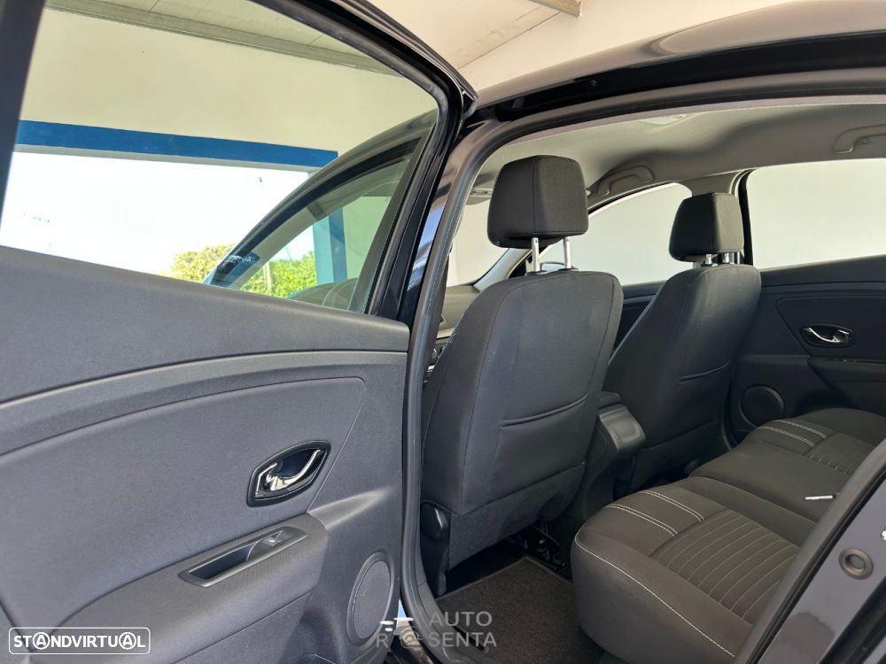 Renault Fluence 1.5 dCi Exclusive - 14