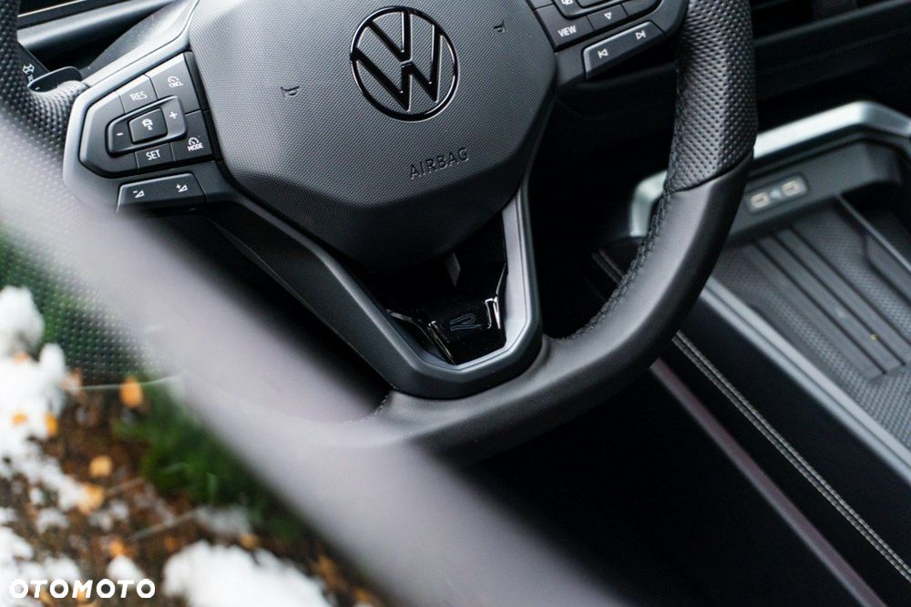 Volkswagen T-Roc - 17