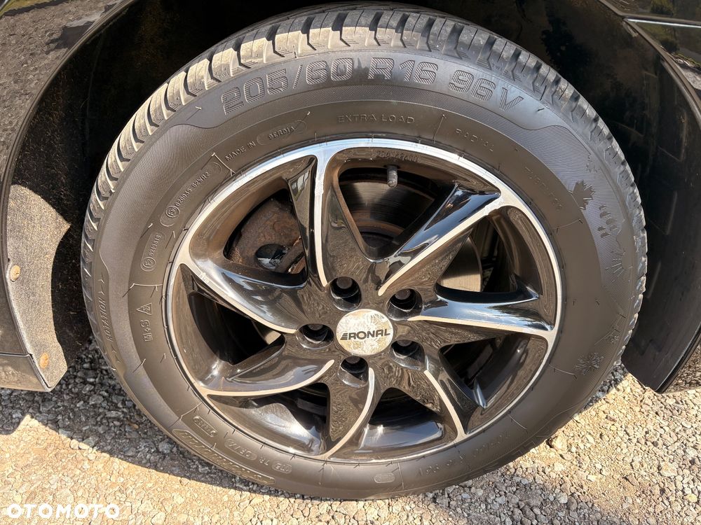 Hyundai i40 2.0 Premium - 11