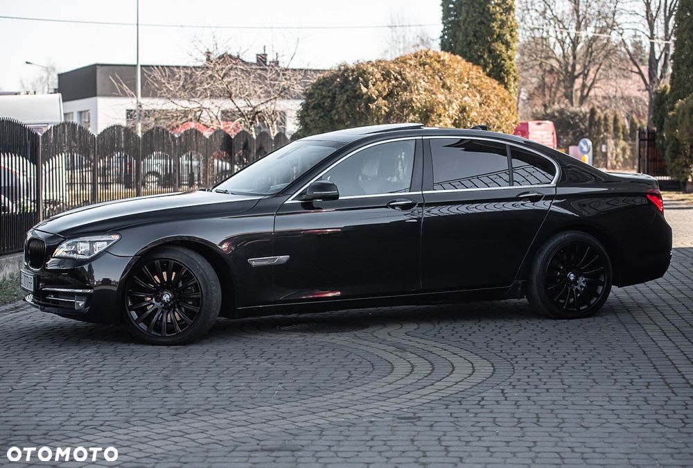 BMW Seria 7 740d xDrive - 4