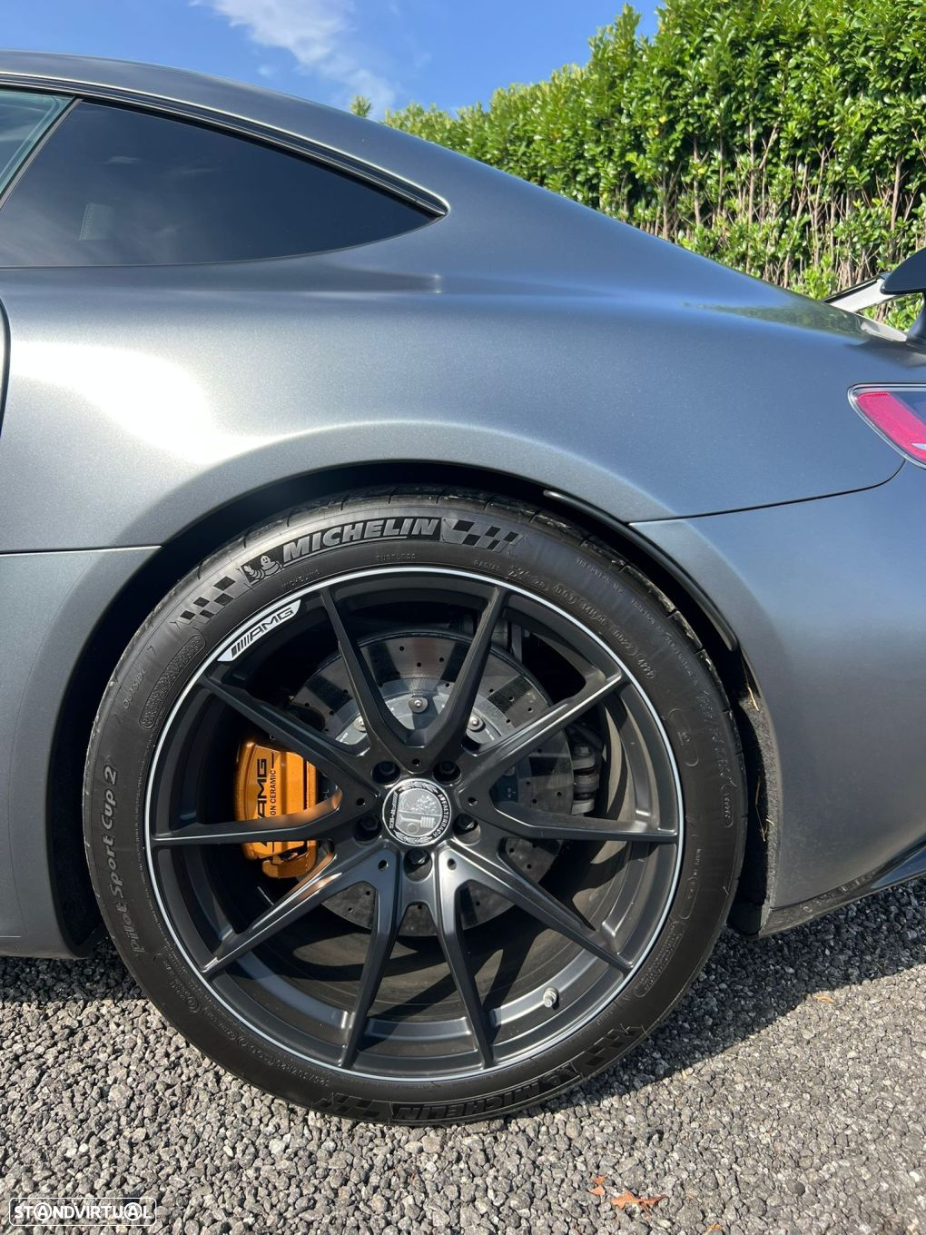 Mercedes-Benz AMG GT R - 12