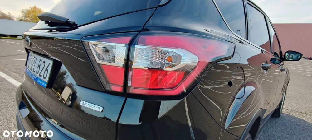 Ford Escape 2.0 EcoBoost AWD Titanium - 9