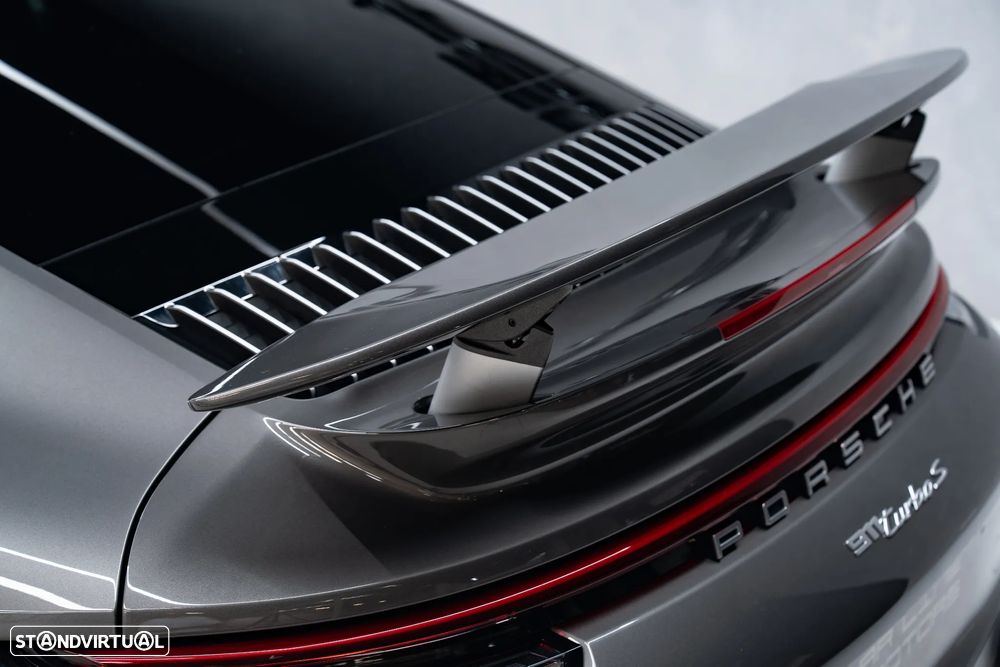 Porsche 911 (992) Turbo S - 16