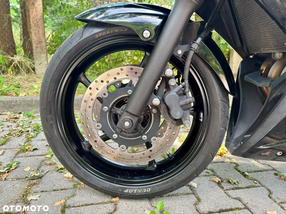 Yamaha XJ - 12