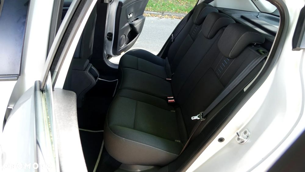 Renault Megane 1.6 16V 100 Expression - 7