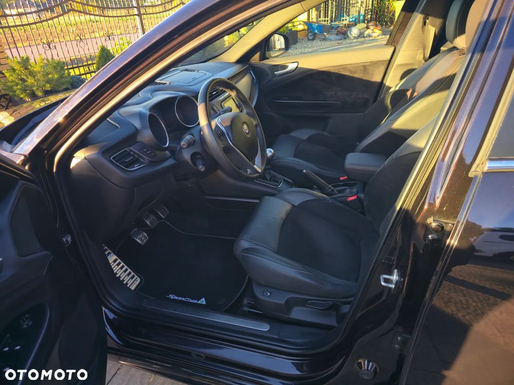 Alfa Romeo Giulietta 1.4 TB 16V Multiair Collezione - 21