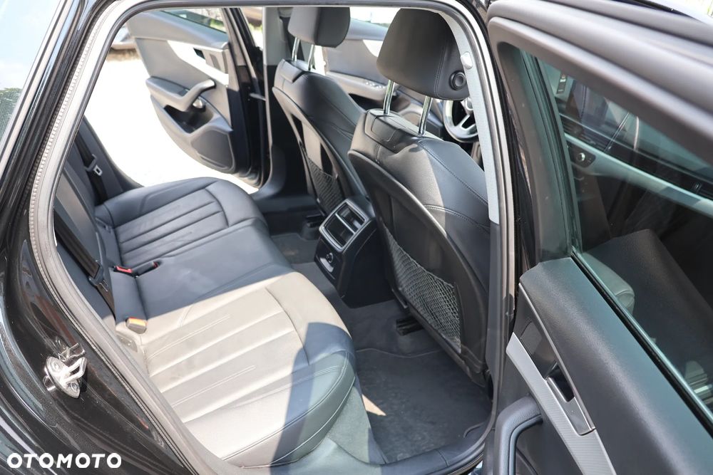 Audi A4 Avant 2.0 TDI S tronic - 9