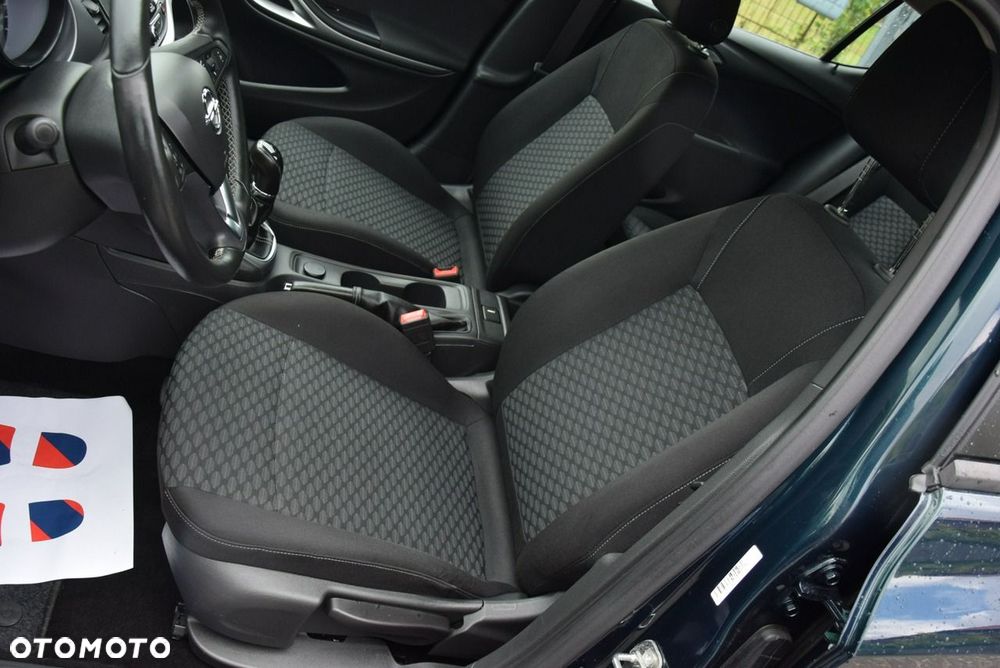 Opel Astra - 34