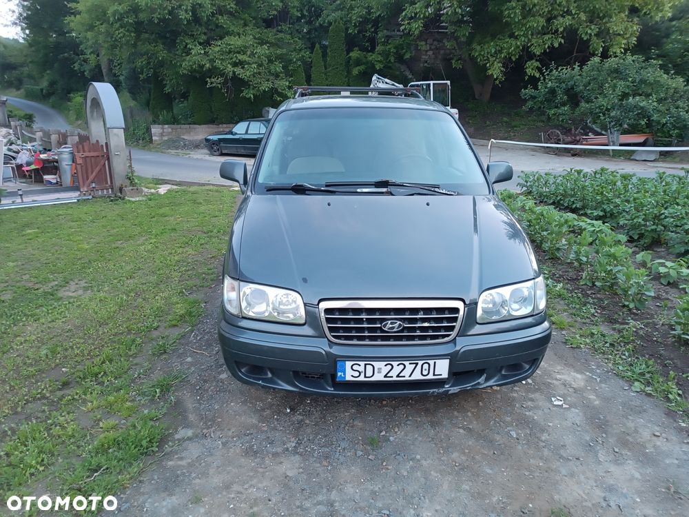 Hyundai Trajet - 1