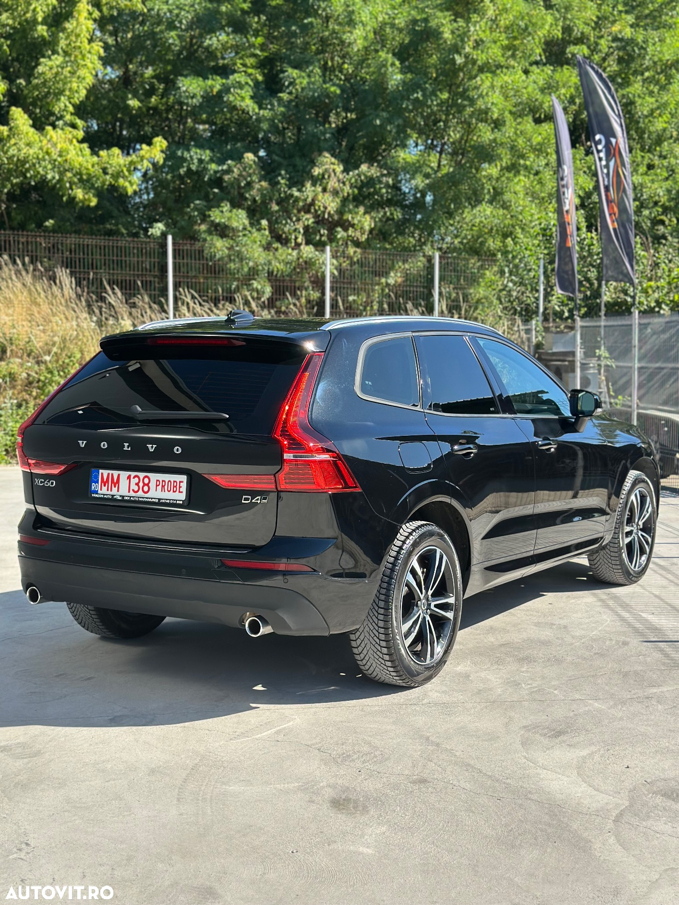 Volvo XC 60 D4 AWD Momentum - 2