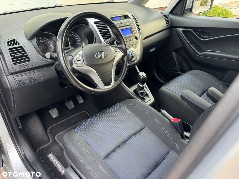 Hyundai ix20 - 8