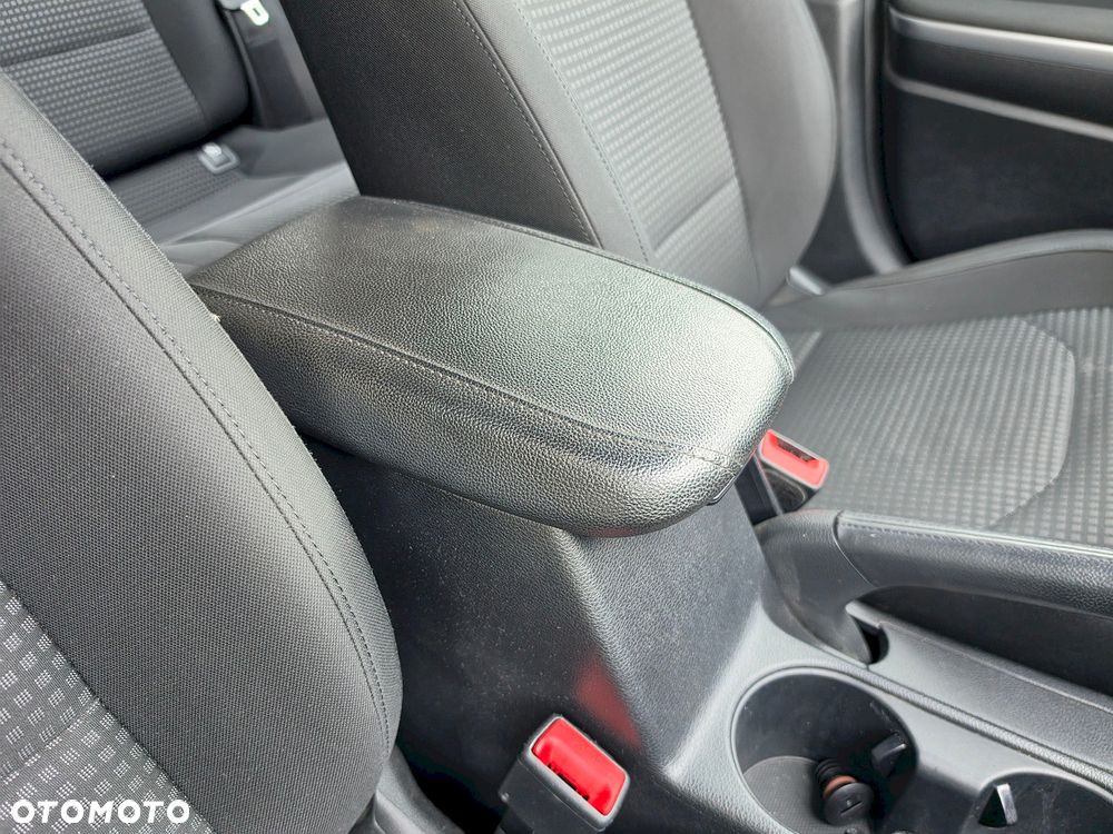 Kia Ceed 1.6 CRDi Eco-Dynamics+ (48V Mild-Hybrid) Vision - 23
