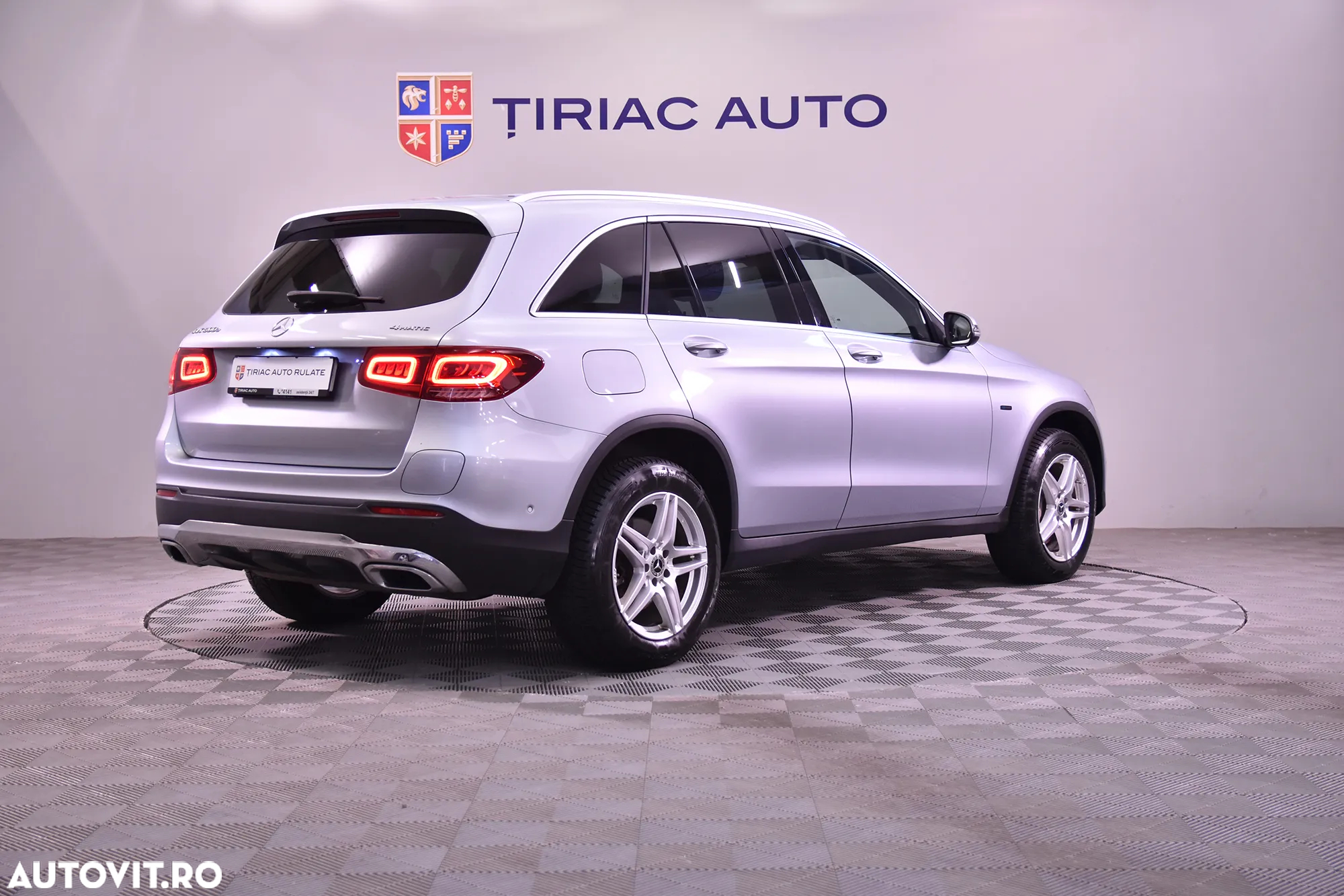 Mercedes-Benz GLC 300 e 4MATIC - 5