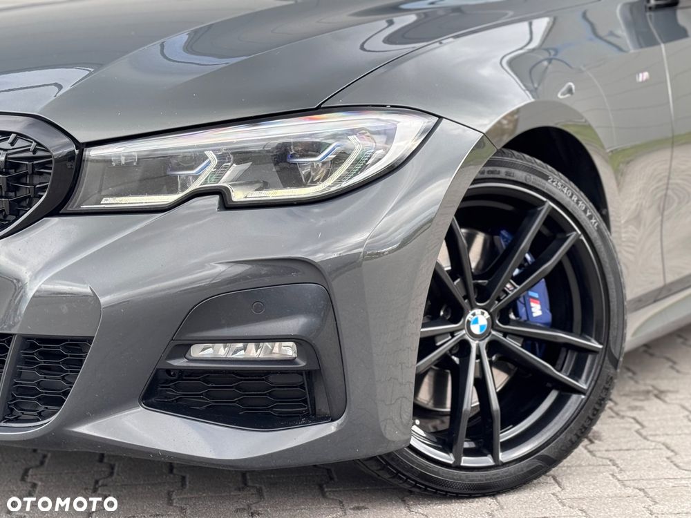 BMW Seria 3 320d Touring M Sport - 8