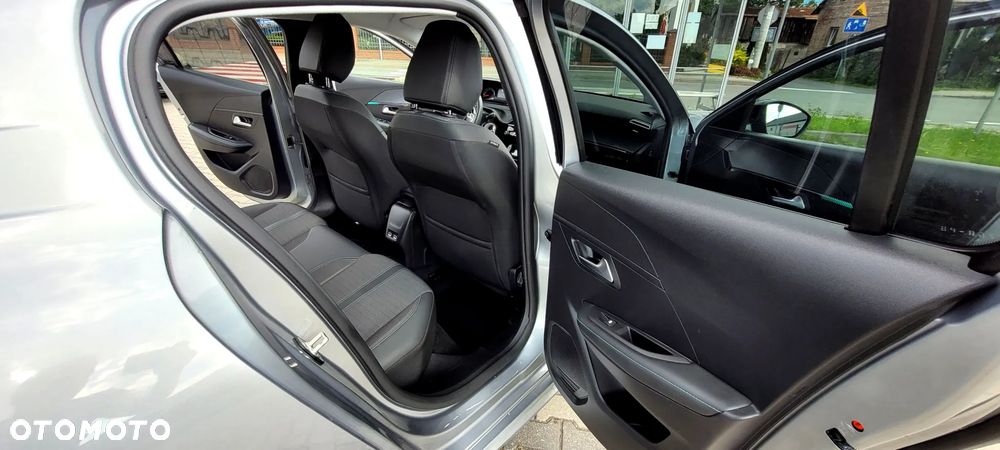 Peugeot 208 TURBO 100 Business - 29