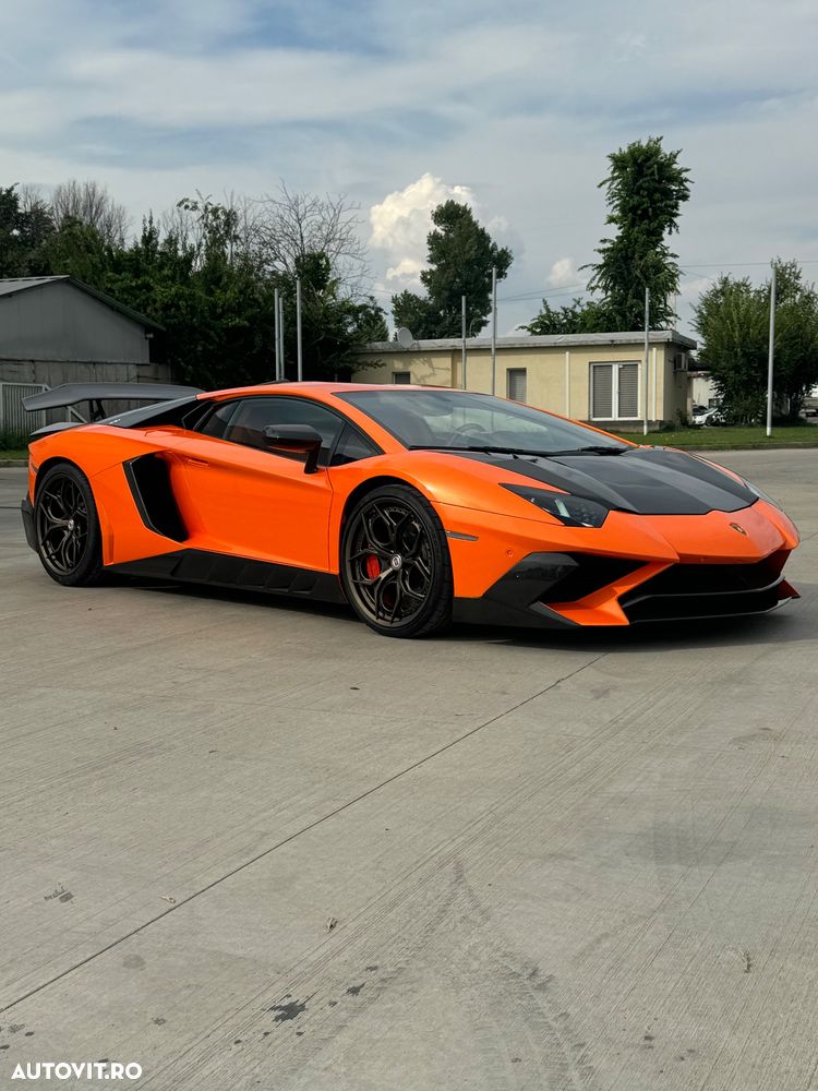 Lamborghini Aventador LP 700-4 - 6