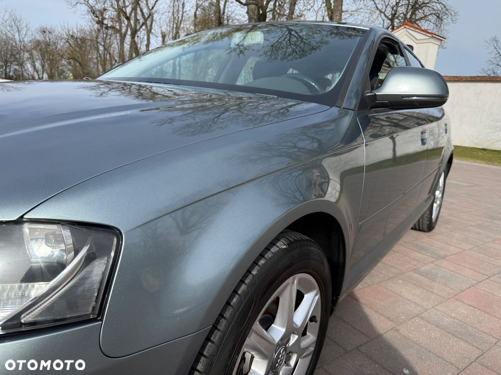 Audi A3 Sportback 1.6 Attraction - 19