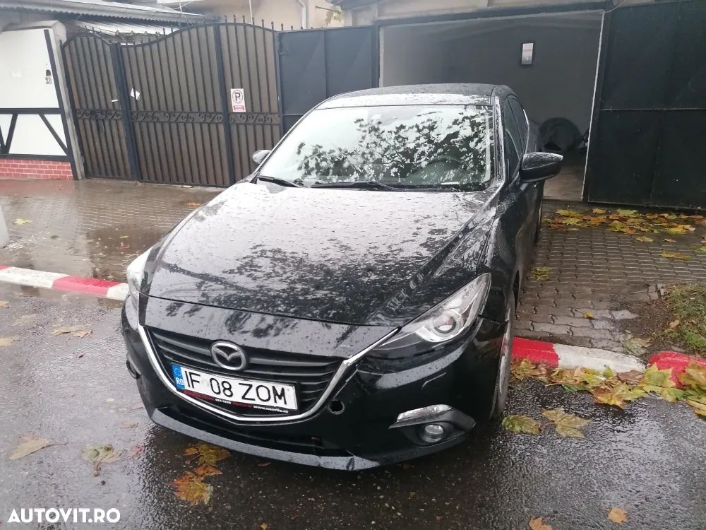 Mazda 3 - 4