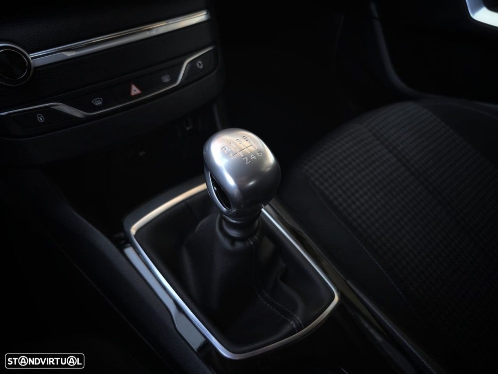 Peugeot 308 1.5 BlueHDi Style J17 - 20