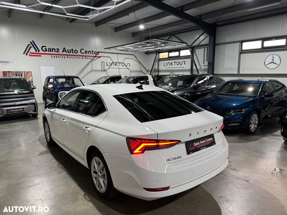 Skoda Octavia 2.0 TDI DSG Style - 34