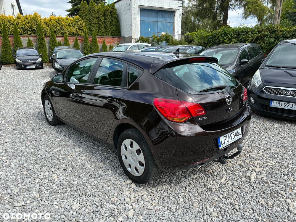Opel Astra - 5