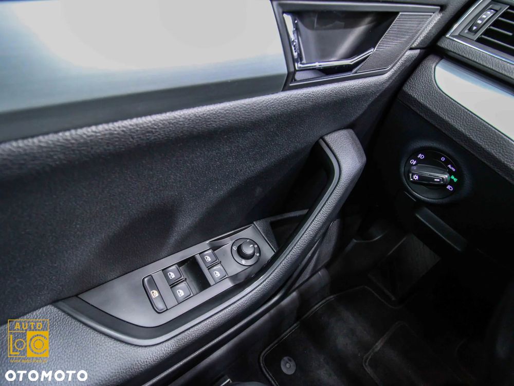 Skoda Superb 2.0 TDI Style DSG - 29