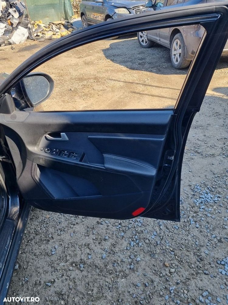 Usa Dreapta Fata Kia Sportage III 2010 - 2016 SUV 4 Usi NEGRU (1231) LOVIT - 2