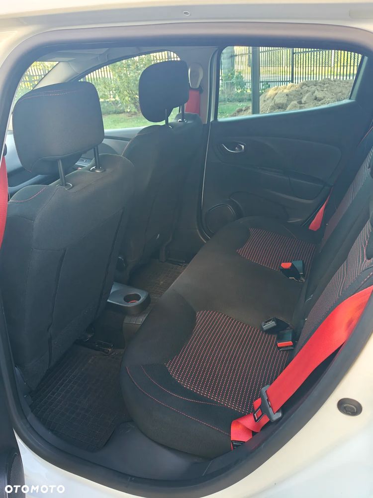 Renault Clio 1.6 R.S 200 EDC - 9